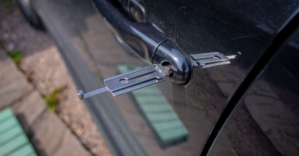 locksmith service technician — Wesley Locksmith VA