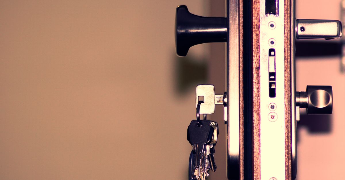 locksmith service technician — Wesley Locksmith VA